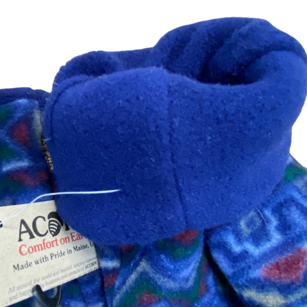 NWT Acorn Fleece Mittens